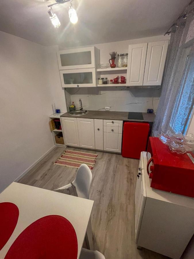 Buzz Apartment Kluž Exteriér fotografie